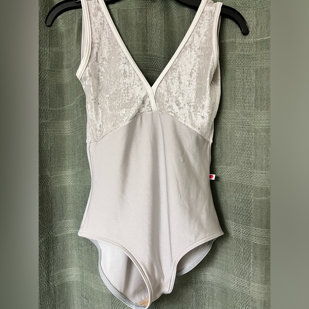 Yumiko Leotard